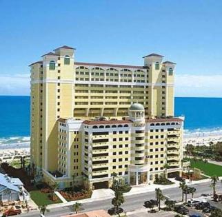 The Ocean Front Water Park at Camelot by The Sea includes a 200 ft. heated indoor lazy river, a 90 ft. Heated indoor pool, indoor kiddie pool, 40 ft. outdoor kiddie pool with mushroom water fountain. Relax in the 16 person indoor hot tub and 60 ft. outdoor pool